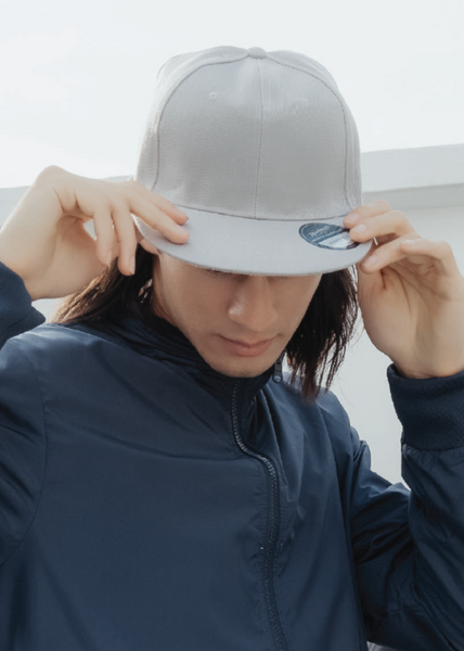 Caps